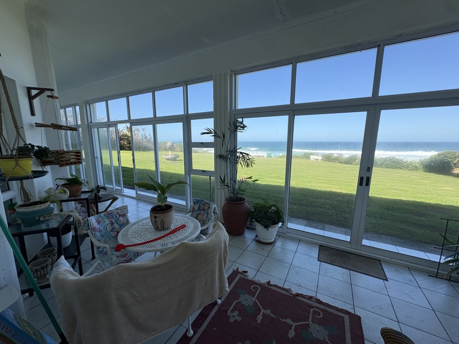 5 Bedroom Property for Sale in Gonubie Eastern Cape